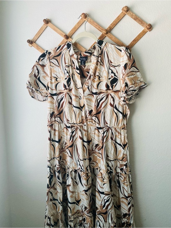 Nicole Miller Dresses & Skirts - Nicole Miller New York Linen Blend Botanical Tiered Midi Dress Size L